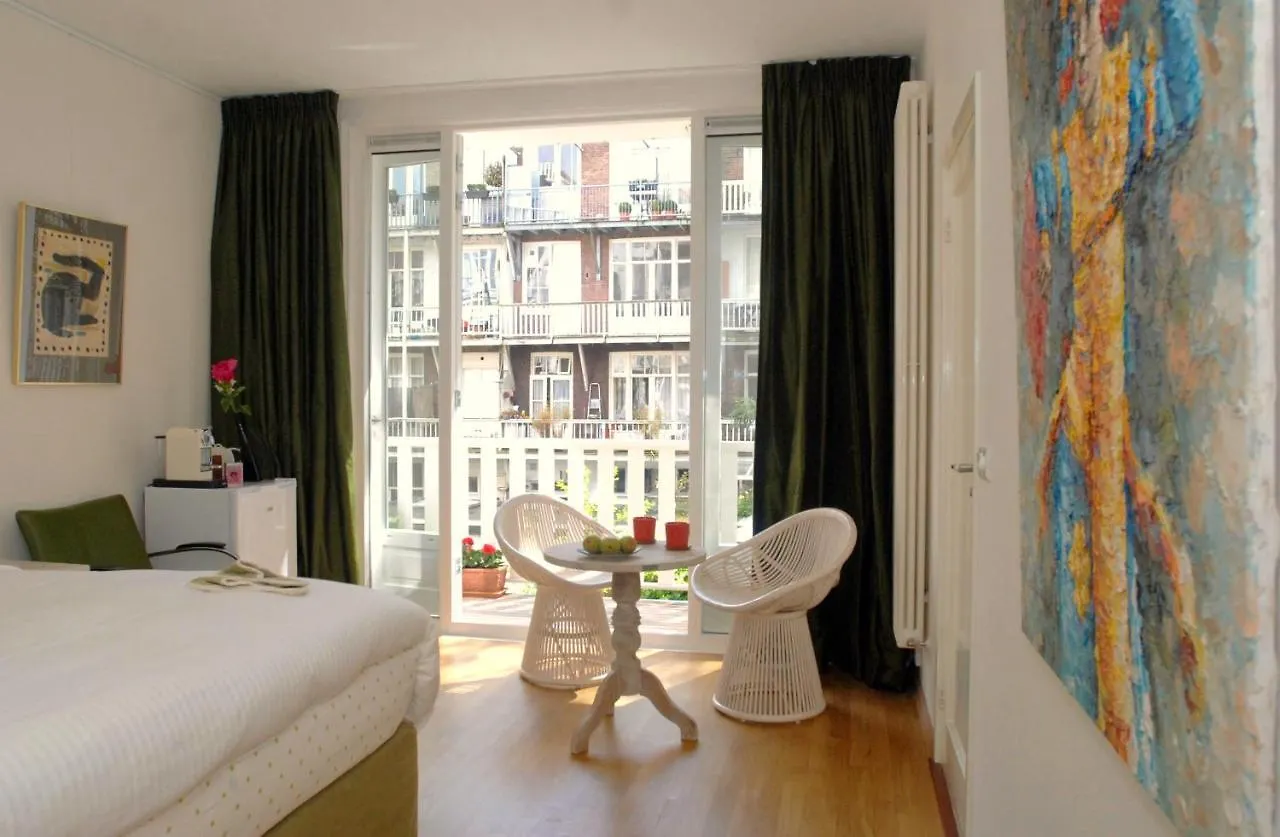 Le Quartier Sonang Bed & Breakfast Amsterdam