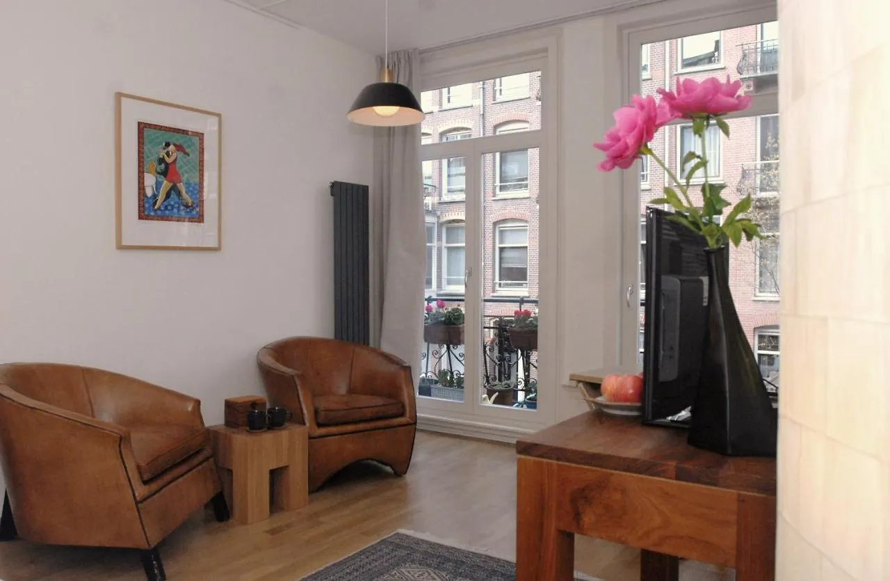 Le Quartier Sonang Bed & Breakfast Amsterdam